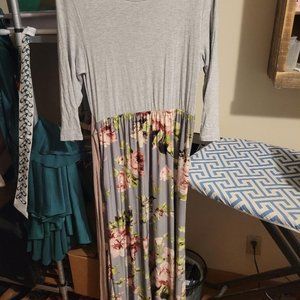 New Size XL Floral Maxi Dress